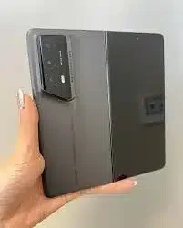 Honor Magic V2 RSR Porsche Design, a symbol of luxury and innovation, showcasing its exquisite design and advanced technology.