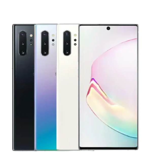 A person holding a Samsung Galaxy Note10 5G, with the stylus pen visible.